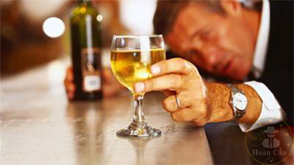 Đàn ông bản lĩnh là biết từ chối chén rượu chứ không phải uống tốt